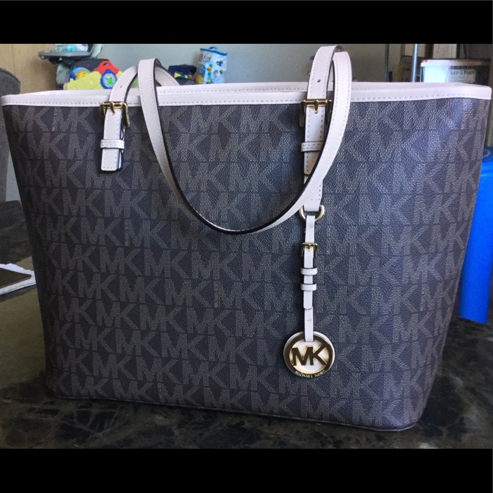 Michael Kors Tote